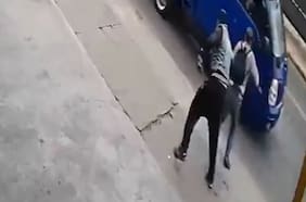 Sujeto empuja a transeúnte contra un camión en movimiento en Iquique