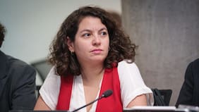 Ministra Toro informa pago de alrededor de 2.200 bonos de recuperación entre Ñuble y Biobío por incendios forestales