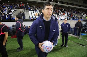 Matías Claro tras la eliminación de la UC en la Copa Libertadores: “Ojalá hubiésemos podido traer el refuerzo que buscamos”
