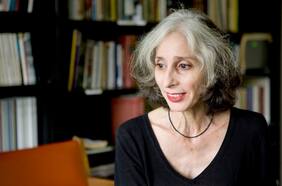 Deborah Eisenberg, escritora: “Empecé a escribir cuando dejé de fumar, espero que nadie tenga que pasar por algo así”