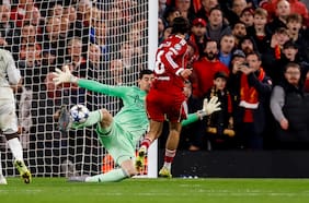 Liverpool vence a un Real Madrid sin respuestas y le arrebata el invicto en la Champions League