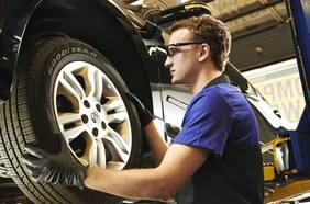 ¿Es necesario rotar los neumáticos de un auto? ¿por qué?