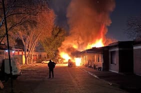 Incendio afecta dependencias de la Municipalidad de Cerro Navia