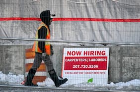 La creación de empleos en Estados Unidos se desacelera en agosto y la cifra decepciona al mercado
