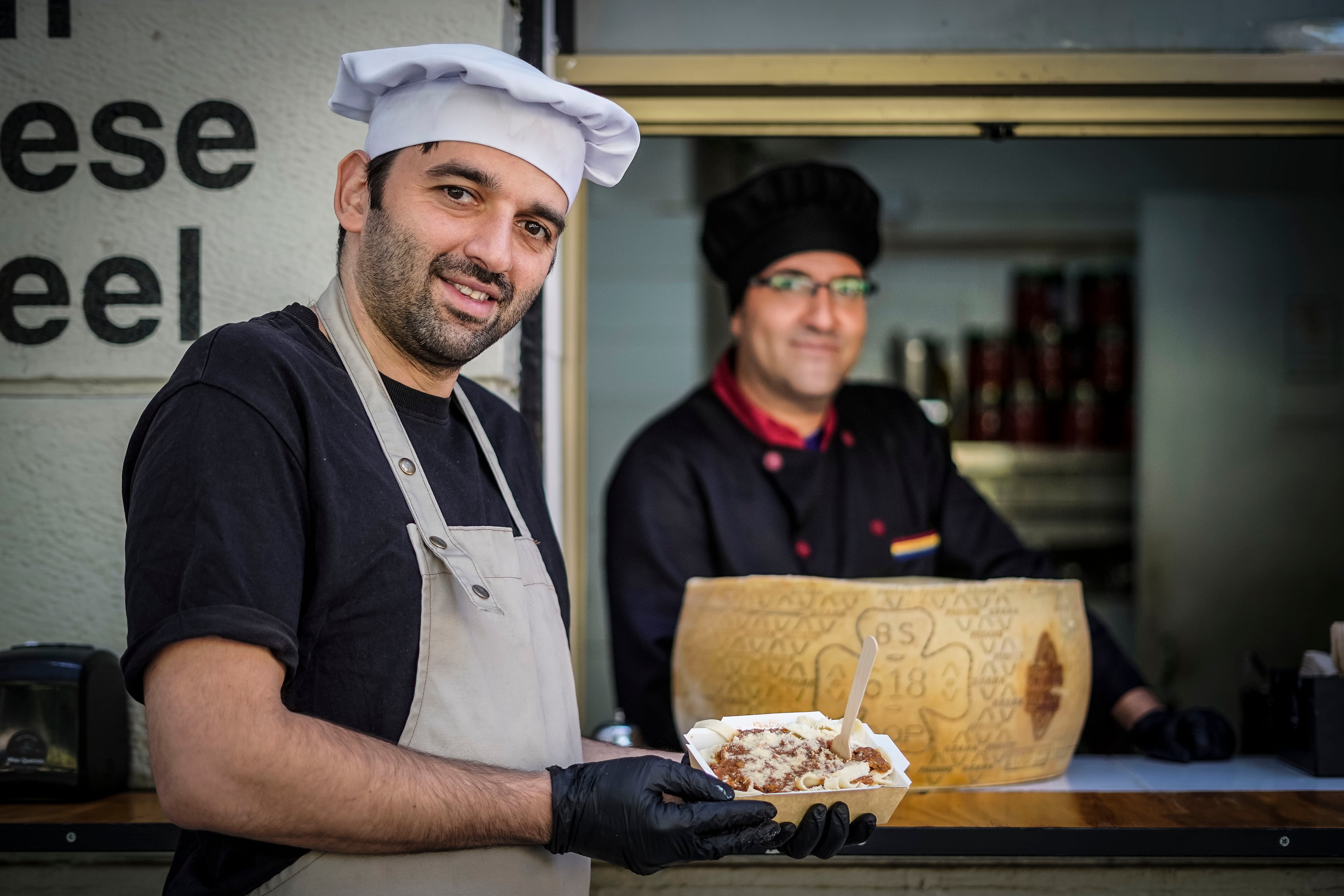 El turco Ali Gozcu, capo de la pasta alla ruota. Foto: Mario Tellez.