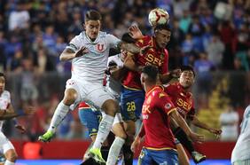 El millonario cheque que Colo Colo puso sobre la mesa para quitarle a Jonathan Villagra a la U