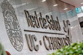 Los 45 días de vida de Máximo: Fiscalía formaliza a médicos del Hospital Clínico UC por muerte de bebé en fallido tratamiento