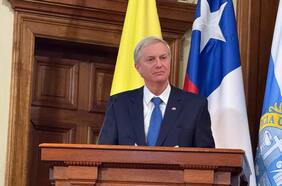 ¿Otras fugas para Matthei? Republicanos aseguran que hay figuras de Demócratas que se plegarán a la campaña de Kast