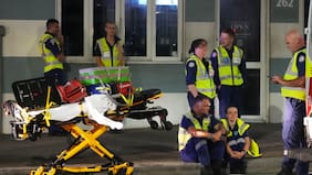 Ascienden a 16 los muertos, incluido un niño, tras ataque antisemita en playa de Australia