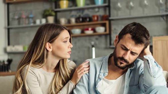 5 señales de alerta que se deben considerar al salir con alguien, según una psicóloga experta en relaciones
