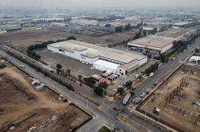 Más de 50 millones de dosis por año: Sinovac inicia la construcción de su primera planta de vacunas en Chile