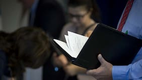 Desempleo ilustrado: desocupados con educación superior siguen al alza y casi 40% está subempleado