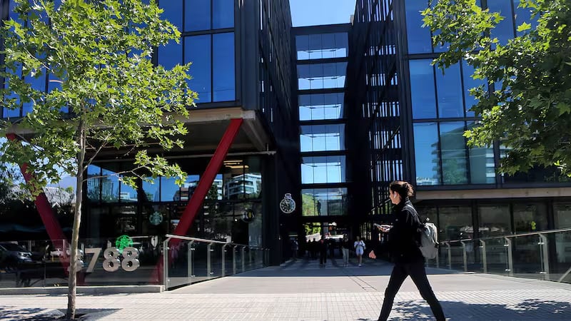 Grupo Patio explora la venta de emblemático edificio de Alonso de Córdova junto a sus socios