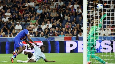 PSG inicia la temporada imparable: se impone ante Aston Villa en la Supercopa de Europa y enriquece sus vitrinas
