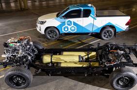 Casi 600 km de autonomía: la Toyota Hilux a hidrógeno ya es una realidad