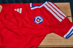 Con el cóndor como símbolo: lanzan la nueva camiseta de la Roja