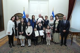 El singular beneficio familiar que se reactivó en el gobierno de Kast: otorga 10 UF al séptimo hijo del mismo sexo