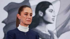 “Nadie puede vulnerar nuestro espacio personal”: presidenta de México denuncia a hombre que la acosó en plena calle