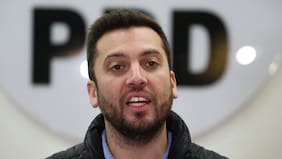 Raúl Soto advierte que el Gobierno “está privilegiando a un pequeño grupo del país” y destaca coordinación opositora