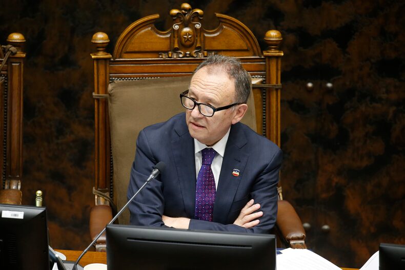 El presidente del Senado, José García Ruminot.