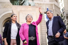 La cita en que Carmona transmitió a Jara que la mesa del PC tendrá un rol de “primera línea” en su comando