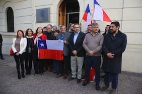 Oficialismo junto a la DC inscriben en el Servel pacto parlamentario “Unidad por Chile”