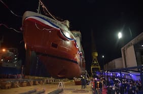 Armada lanza al agua al “Almirante Viel”, el buque más grande que se ha construido en Latinoamérica