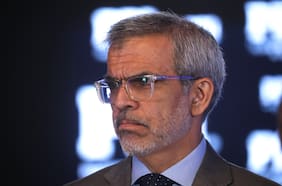 Por incidentes en Argentina: Cordero apunta a que se detectan defectos de seguridad y organización en el recinto