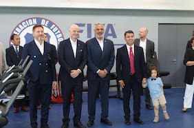 Gianni Infantino corta la cinta: el presidente de la FIFA inaugura el Centro de Alto Rendimiento José Sulantay