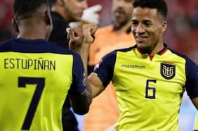 “Sapo”: la hinchada de Ecuador le pasa la cuenta a la Roja por el caso Byron Castillo