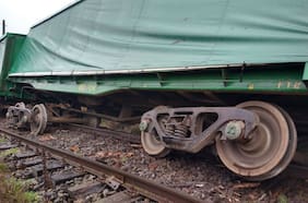 Tren de carga descarrila en Pidima, Ercilla: PDI y fiscalía investigan atentado tras ataque con armas de fuego