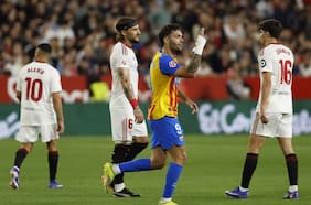 Desastre total: Sevilla cae en casa ante Valencia con Alexis Sánchez apuntado como gran responsable