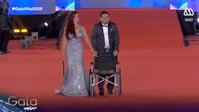 Mauricio Medina, el Indio, sorprende con emotivo paso en silla de ruedas en la Gala del Festival de Viña