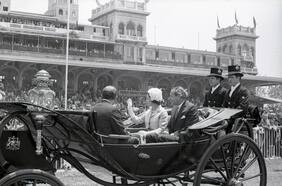 Reina Isabel II: La histórica gira de una semana que revolucionó a Chile