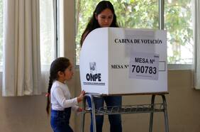 Coletazos de la pandemia: las dudas sobre el voto en el extranjero en las elecciones presidenciales de Perú