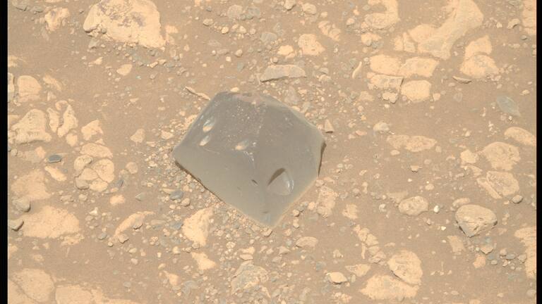 Rover de la Nasa encuentra otra extraña roca en Marte que desconcierta ...