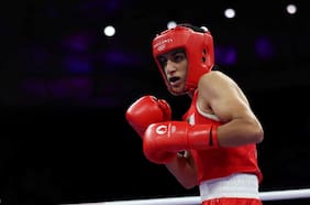 “Tiene órganos masculinos”: el informe que reabrió el debate sobre la participación de la boxeadora argelina Imane Khelif en los Juegos Olímpicos