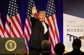 La última cruzada de Trump: Acusa a museos de EE.UU. de ser “últimos vestigios del ‘wokismo’” y ordena revisar sus exposiciones