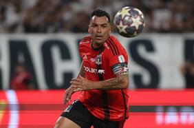 En la despedida del último gran ídolo: Colo Colo le regala a Esteban Paredes una victoria sobre Colón