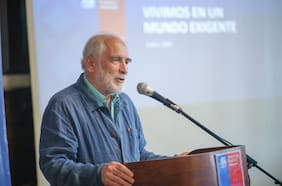 Gobierno reporta avance de un 45% en construcción y entrega de viviendas por megaincendio en Valparaíso