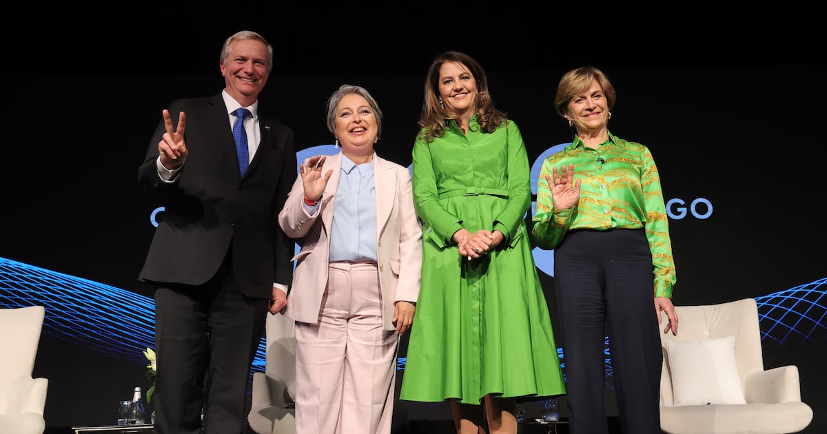 Encuentro presidencial en la CCS: Un choque de cifras y discursos que revela más que diferencias políticas