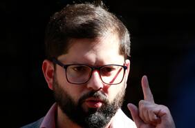 Boric afirma que senador Latorre “se equivocó” y que fondos de pensiones son heredables en su propuesta programática