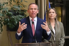 UDI solicitará comisión investigadora ante controversia por cable submarino chino