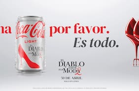 Coca-Cola Light debuta en la pasarela con “El diablo viste a la moda 2”