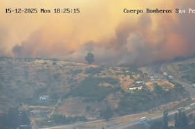 Solicitan evacuar cuatro sectores de San Pedro de Melipilla por incendio forestal cercano a lugares habitados