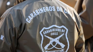 Carabineros reporta cortes de tránsito en el centro de Santiago por manifestaciones