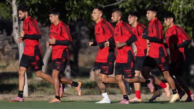 Del ‘almuerzo mejorado’ a los funcionarios sin viático en Uruguay: el nuevo ajuste de cinturón que tensiona a Colo Colo