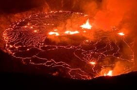 El volcán Kilauea entra en erupción en Hawai: lava no amenaza a sectores habitados