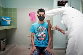 El 71% de los apoderados quiere vacunar a sus hijos y no poder hacerlo es uno de los motivos para no enviarlos a clases presenciales