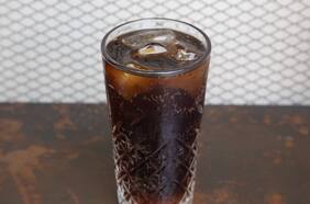 Dónde festejar el Día de la Piscola y decir "salud" por el combinado nacional